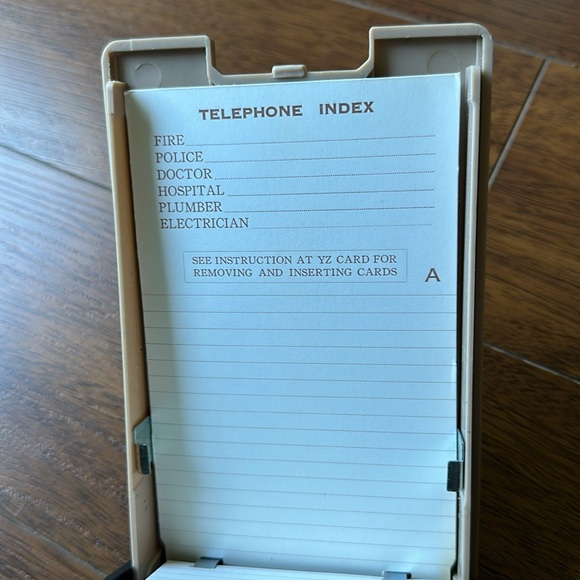 Vintage telephone directory UNUSED - Picture 6 of 6